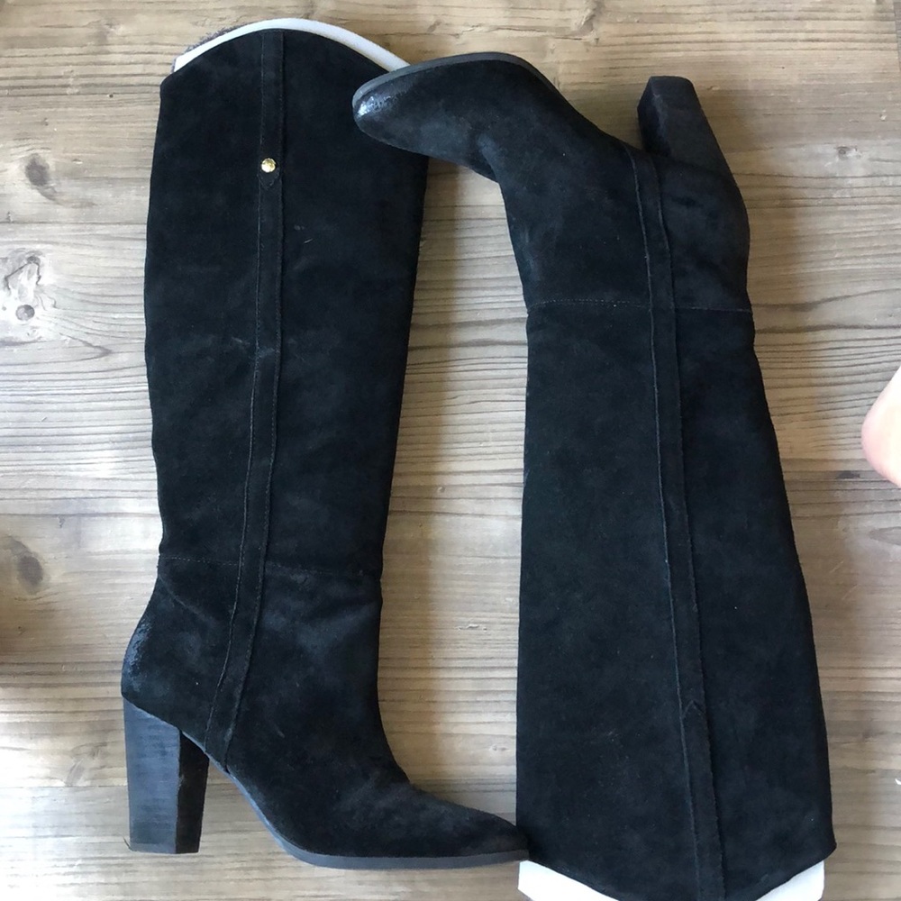GUESS suede tall boots